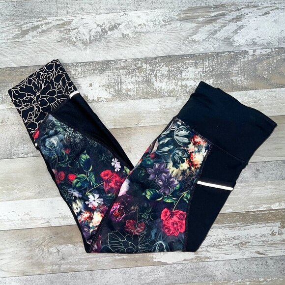 Athleta Women's Black Orchid Relay 2.0 Capri Size S - Picture 5 of 9